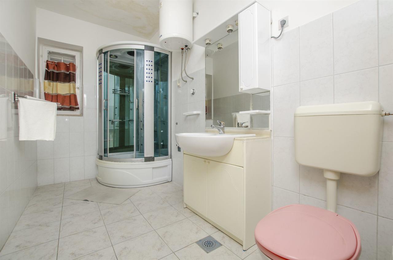 Apartments Anka Duce Exterior photo